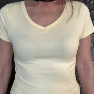 Remera Kaia amarillo pálido