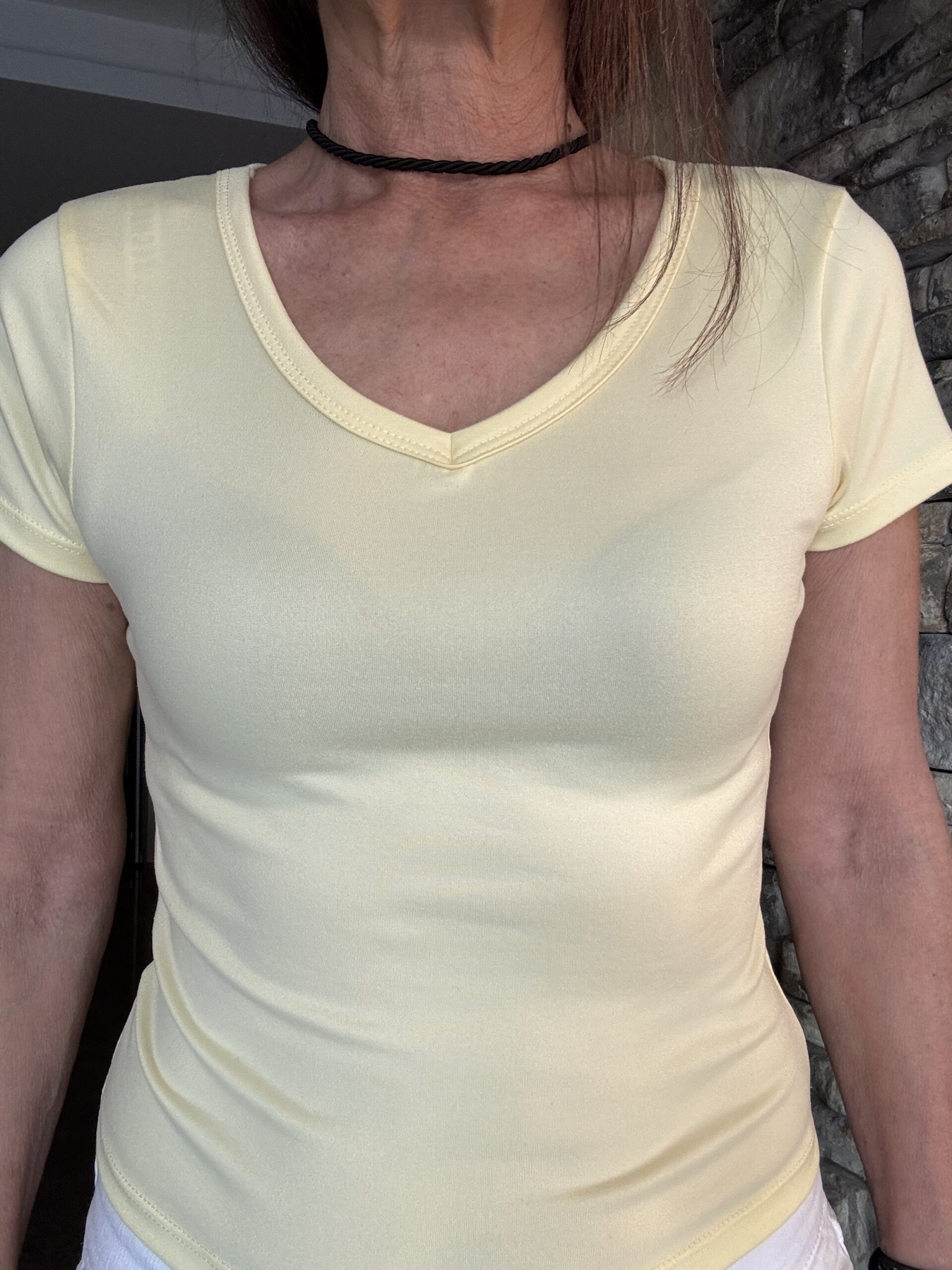 Remera Kaia amarillo pálido