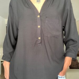 Blusa negra