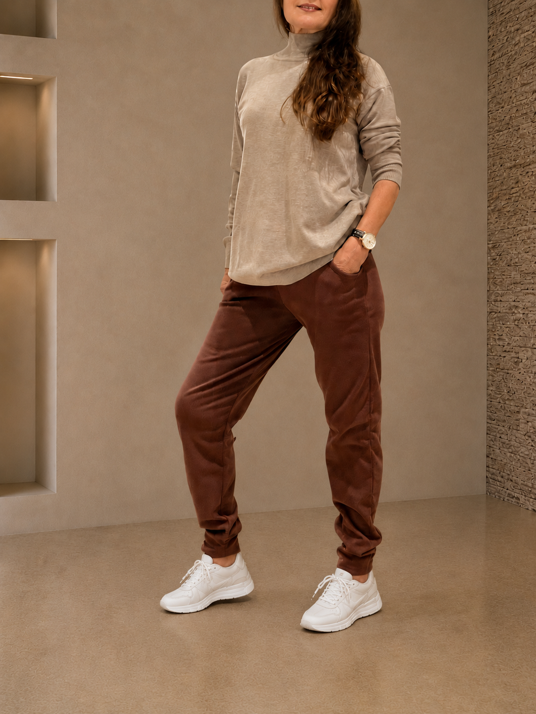 Jogger gamuzado Cacao - Image 2