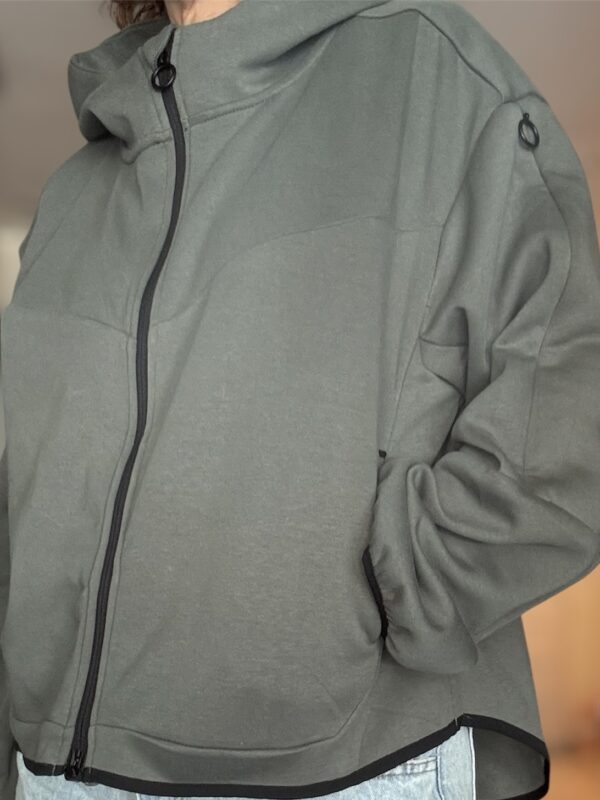 Campera Tech Magnetic zip  verde cemento