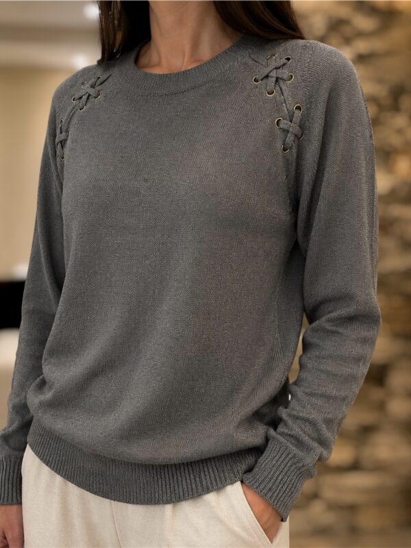 Sweater de hilo verde seco