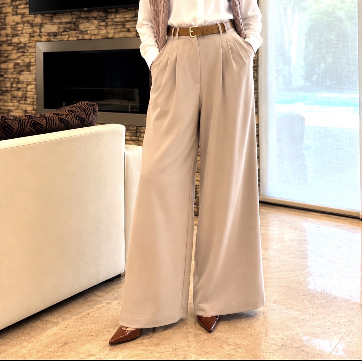 Pantalón sastrero mega wide leg greige - Image 2