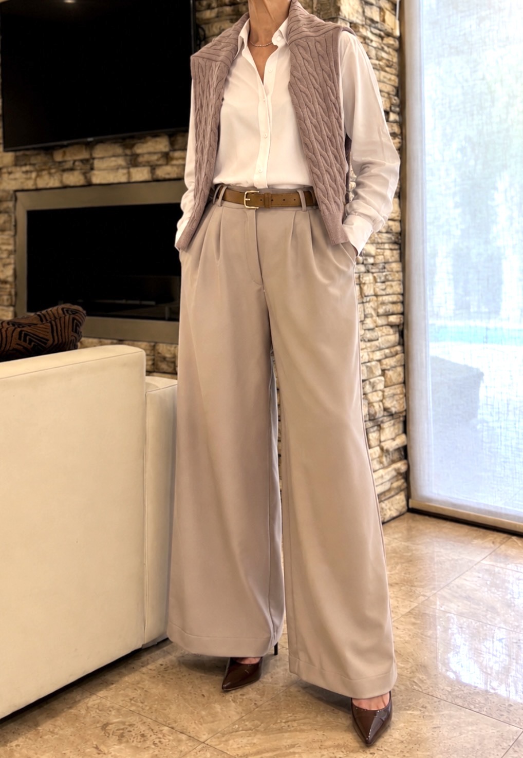 Pantalón sastrero mega wide leg greige - Image 3
