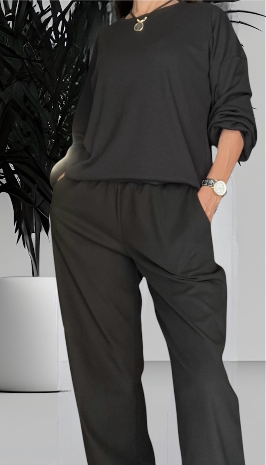 Pantalón wide leg gamuzado negro - Image 4
