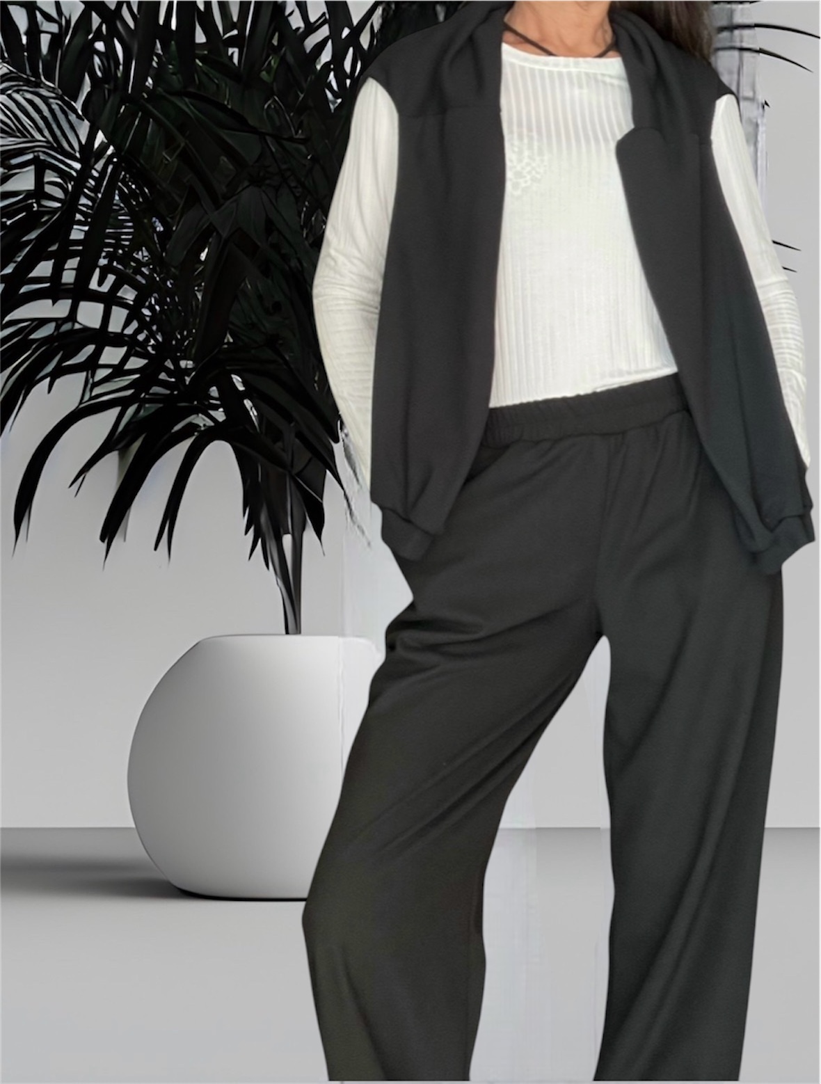 Pantalón wide leg gamuzado negro - Image 2