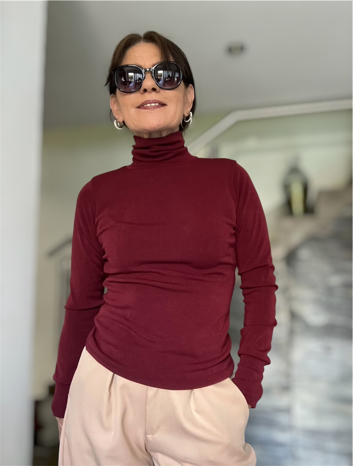 Sweater punto fino cuello alto Borgoña